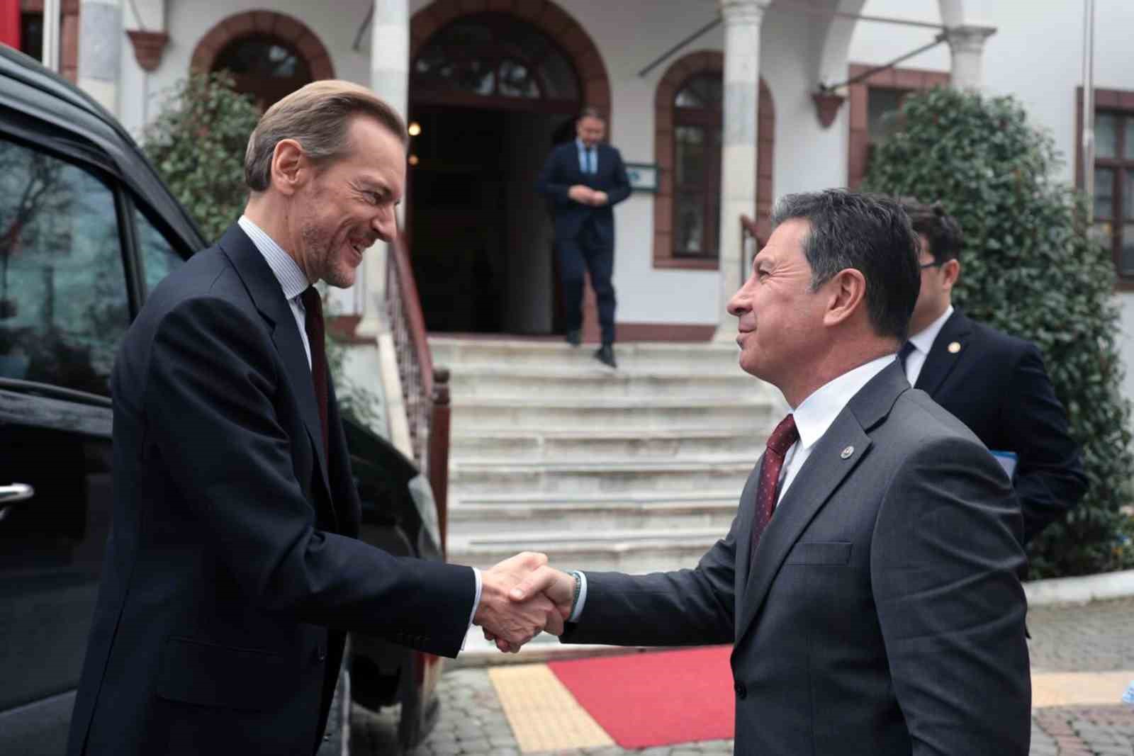 Başkan Aras Belçika Krallığı Ankara Büyükelçisini ağırladı
