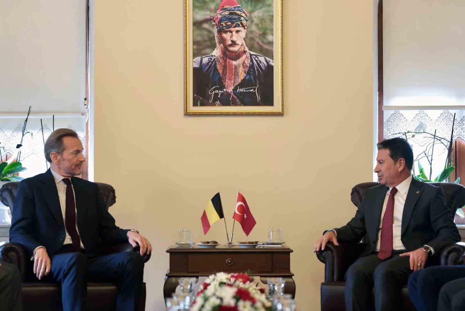 Başkan Aras Belçika Krallığı Ankara Büyükelçisini ağırladı
