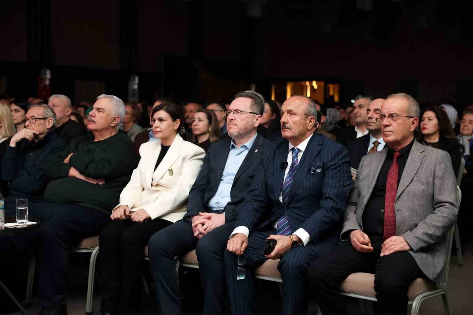 Başkan Arslan’dan Park Dedeman’a 5 yıldızlı teşekkür
Başkan Arslan’dan Park Dedeman’a 5 yıldızlı teşekkür