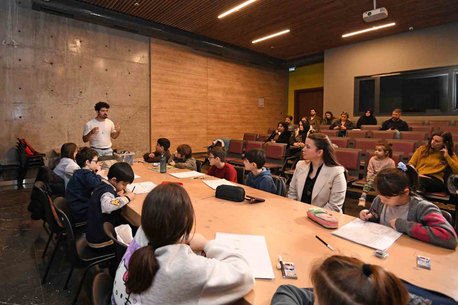 Başkan Aydın Çocukların Masalsı Dünyasına Eşlik Etti
