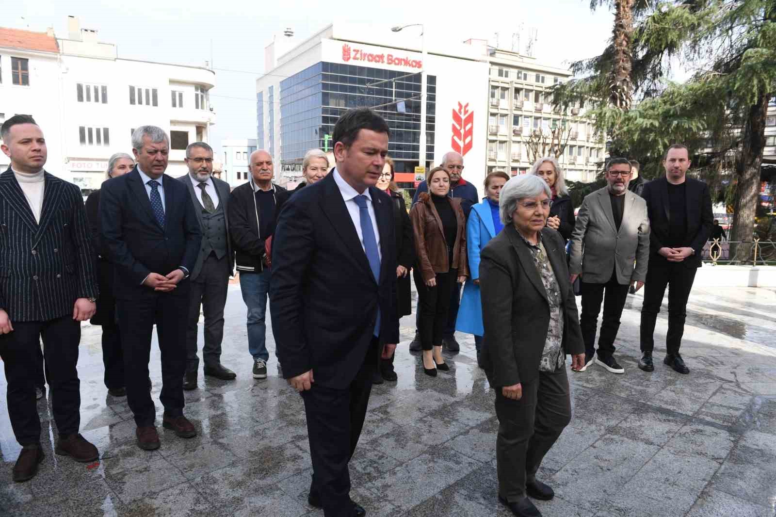 Başkan Aydın Türk medeni kanunu’nun 100. yılını kutladı
Başkan Aydın Türk medeni kanunu’nun 100. yılını kutladı
