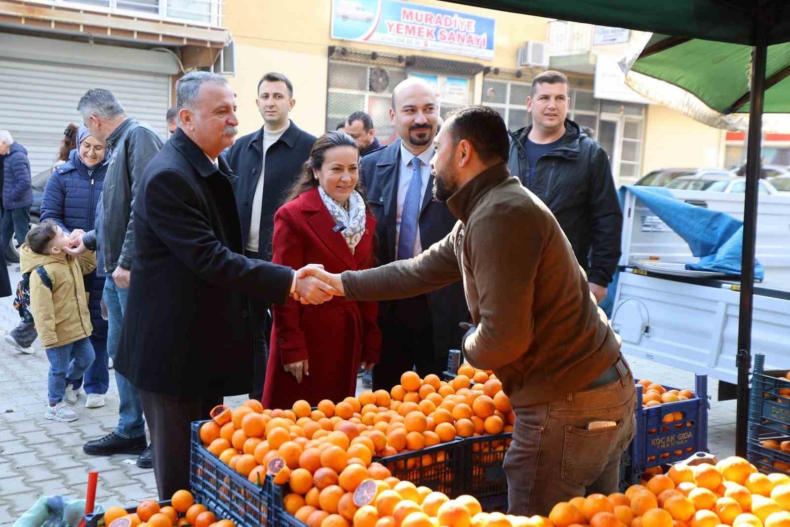 Başkan Balaban vatandaşların istek ve şikayetlerini yerinde dinledi
