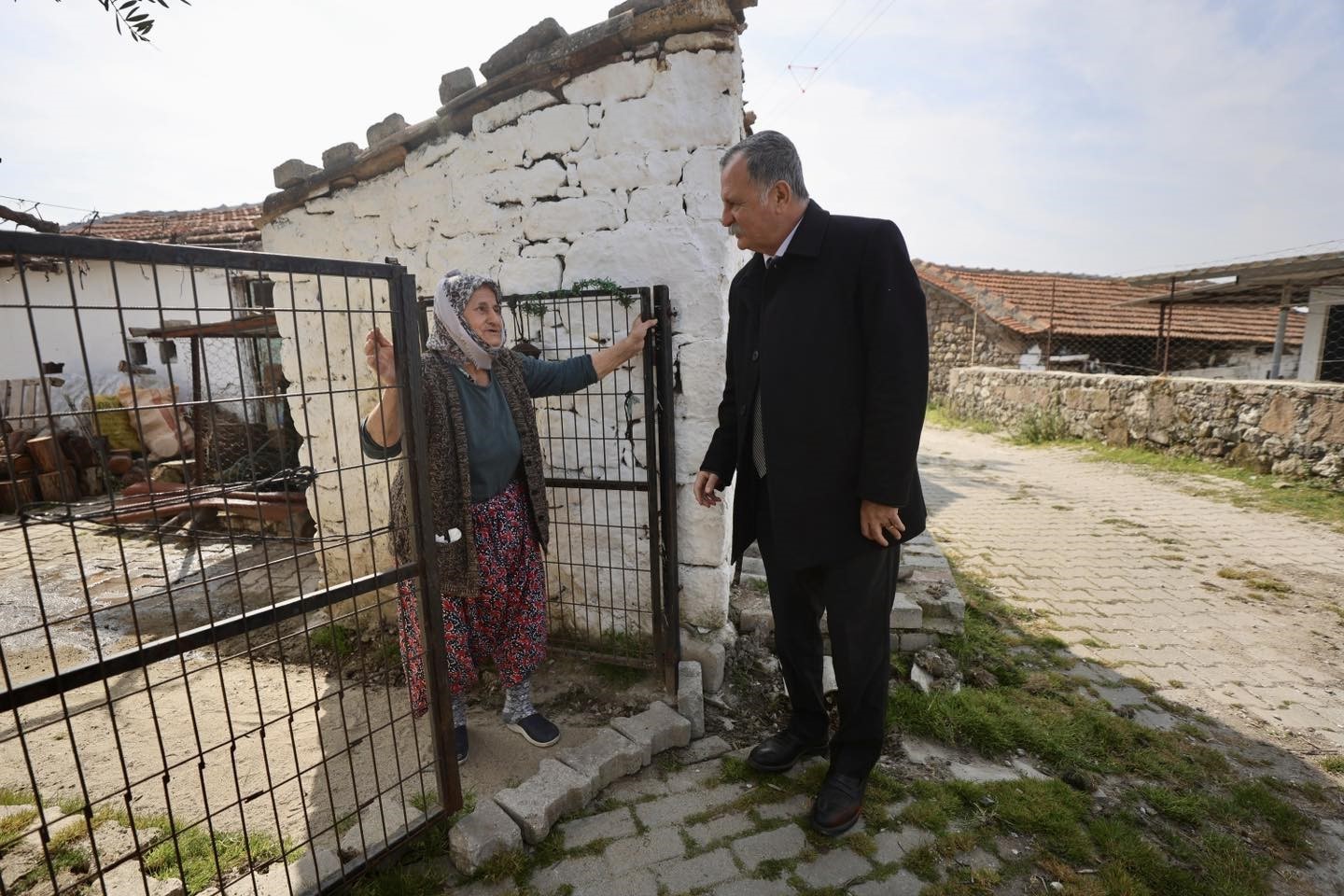 Başkan Balaban Yuntdağı’nda vatandaşlarla bayramlaştı
