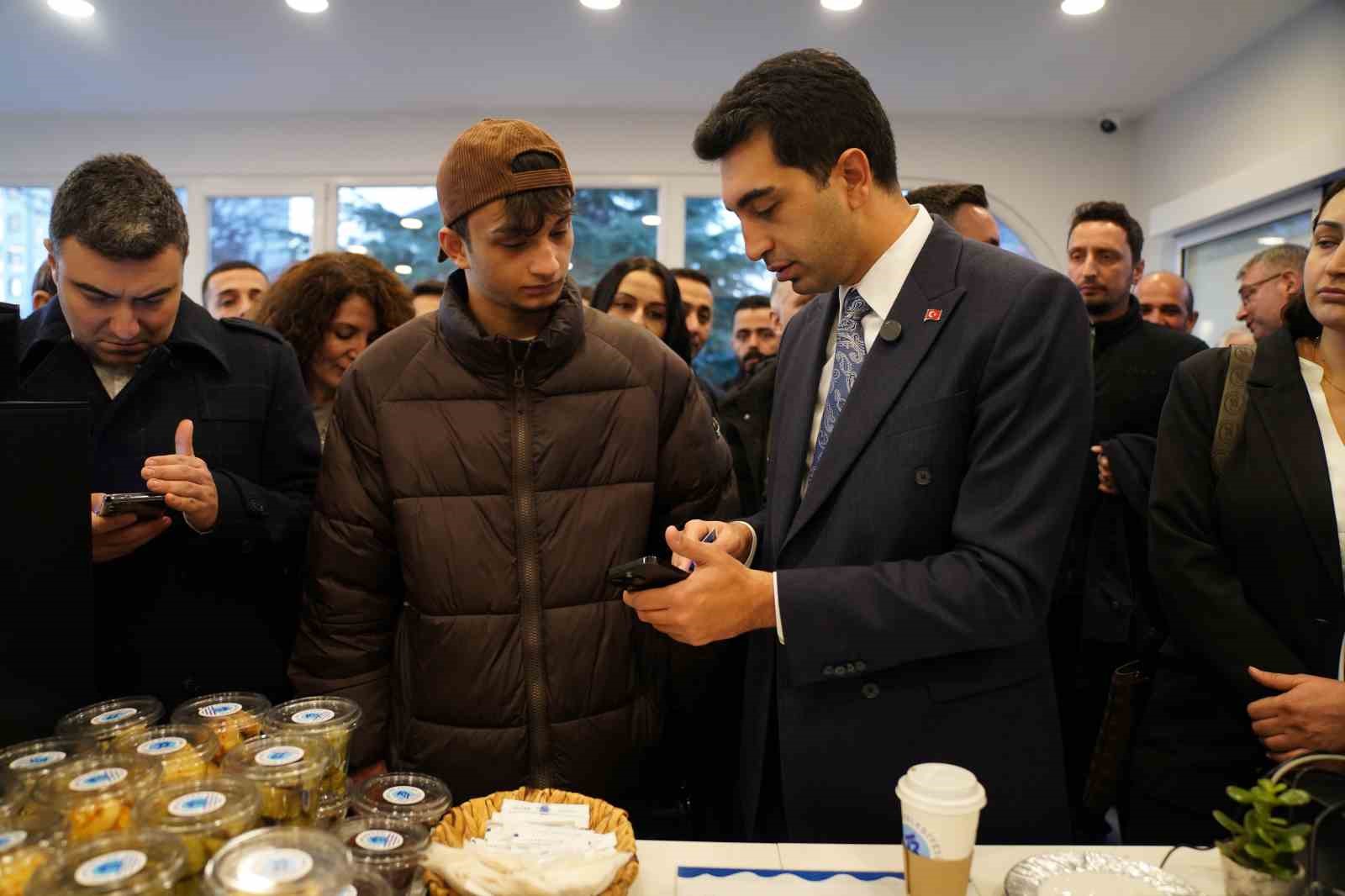 Başkan Bingöl 2 sene önce söz vermişti: Tuzla’ya 5 yeni nesil kafe kazandırıldı
