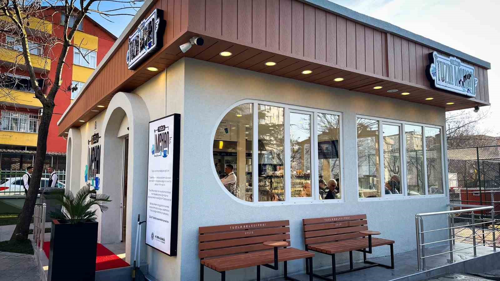 Başkan Bingöl 2 sene önce söz vermişti: Tuzla’ya 5 yeni nesil kafe kazandırıldı
