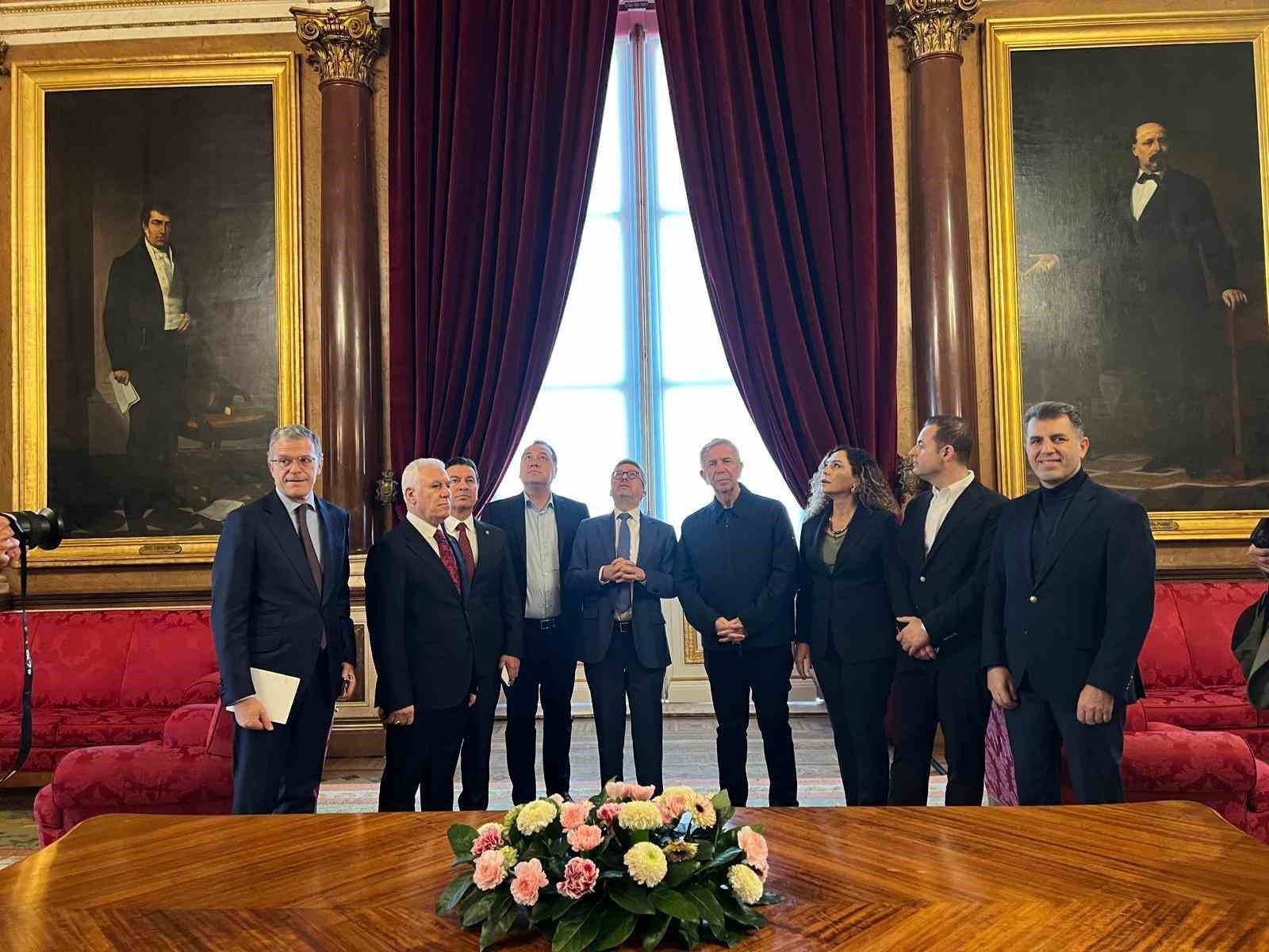 Başkan Bozbey Avrupa’da tarihi kent modelini inceledi
