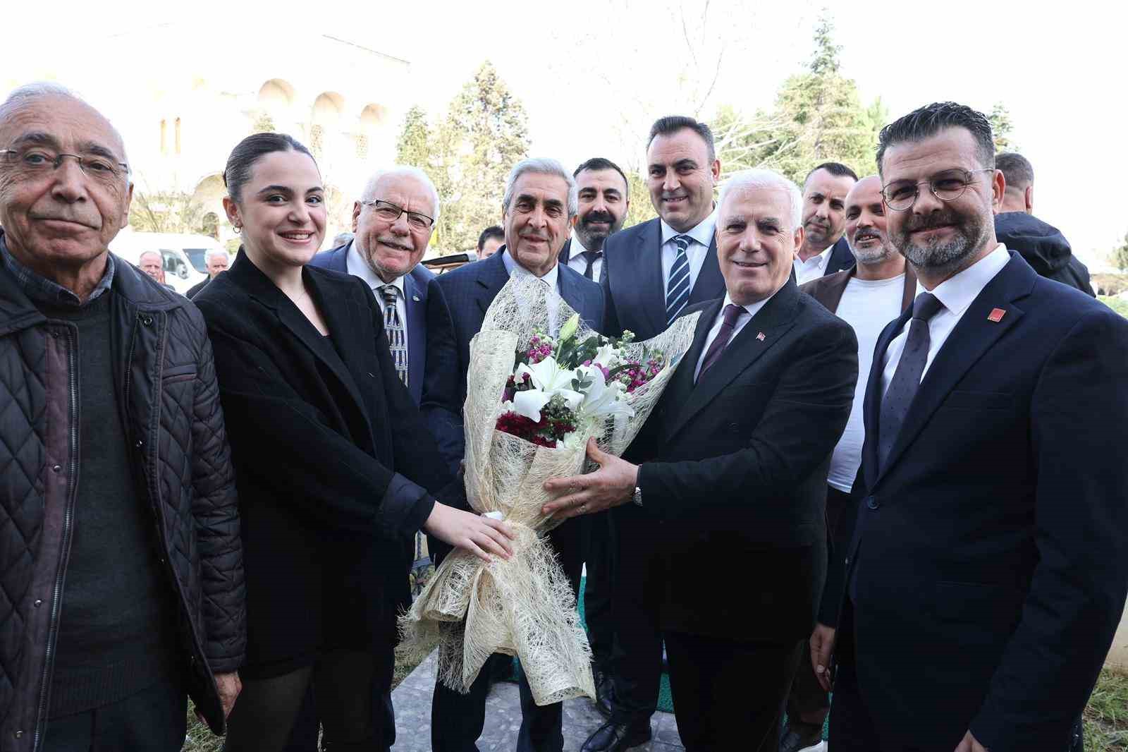 Başkan Bozbey: "Bursa’yı bütüncül planlıyoruz"
Başkan Bozbey: "Bursa’yı bütüncül planlıyoruz"