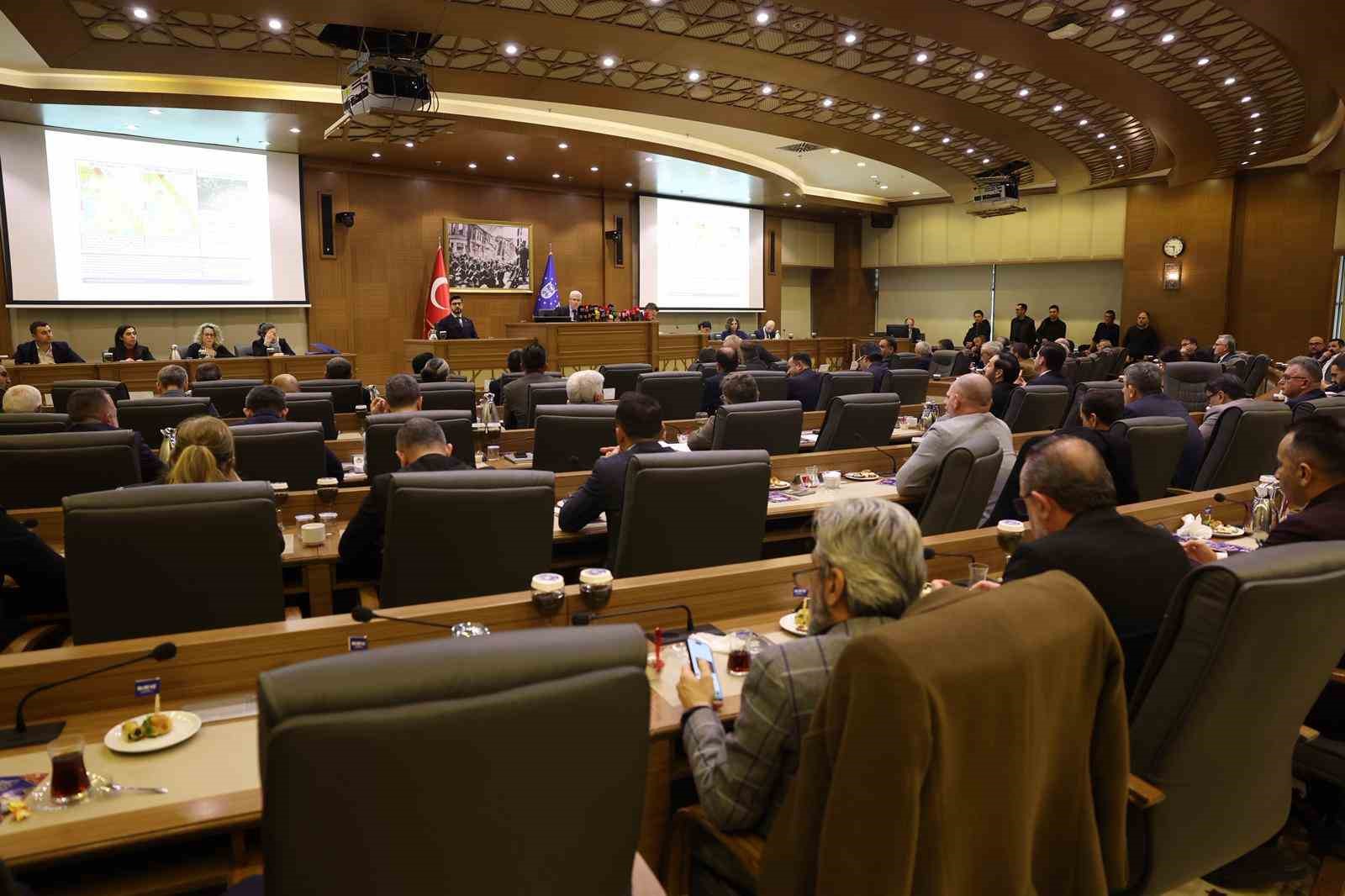 Başkan Bozbey: "Tüm Bursalılara hayırlı Ramazanlar diliyorum"
