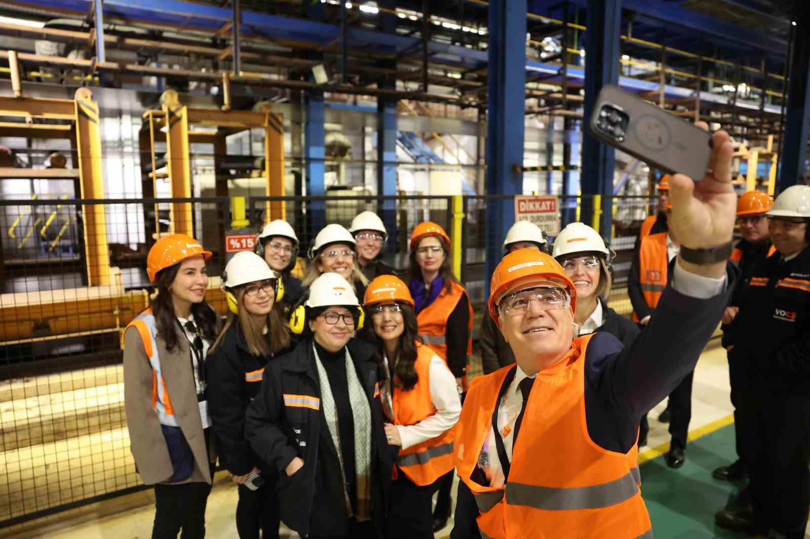 Başkan Bozbey’den kadın emekçilerine anlamlı ziyaret
