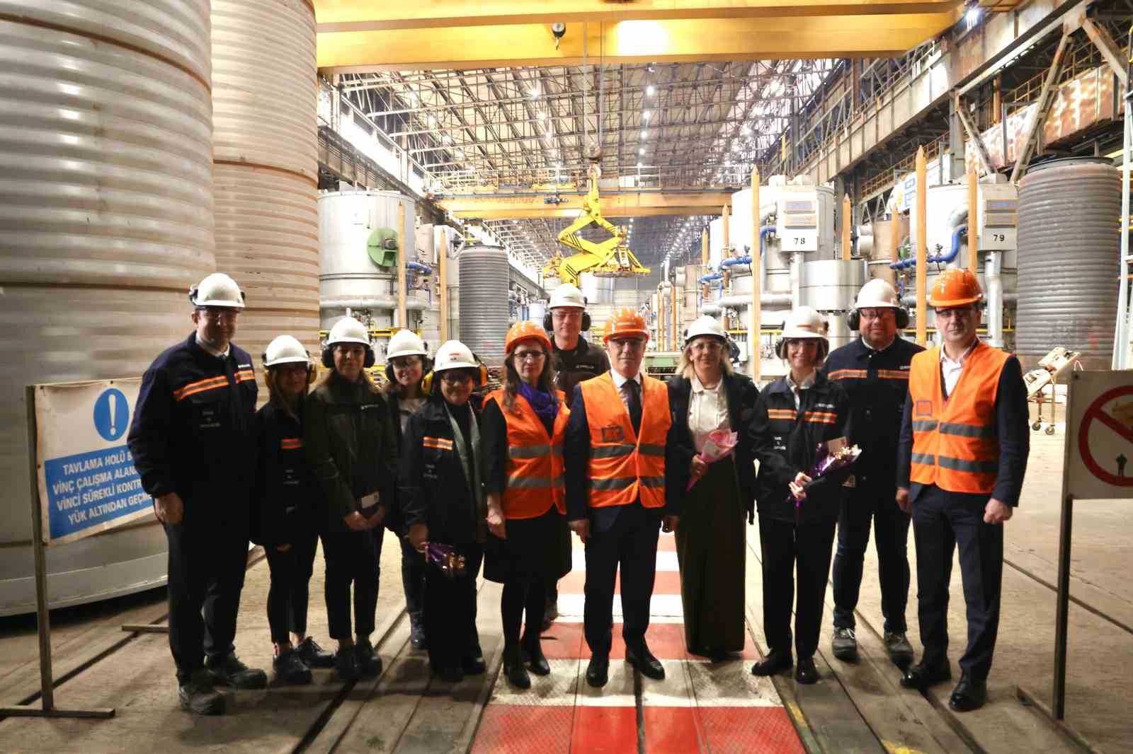 Başkan Bozbey’den kadın emekçilerine anlamlı ziyaret
