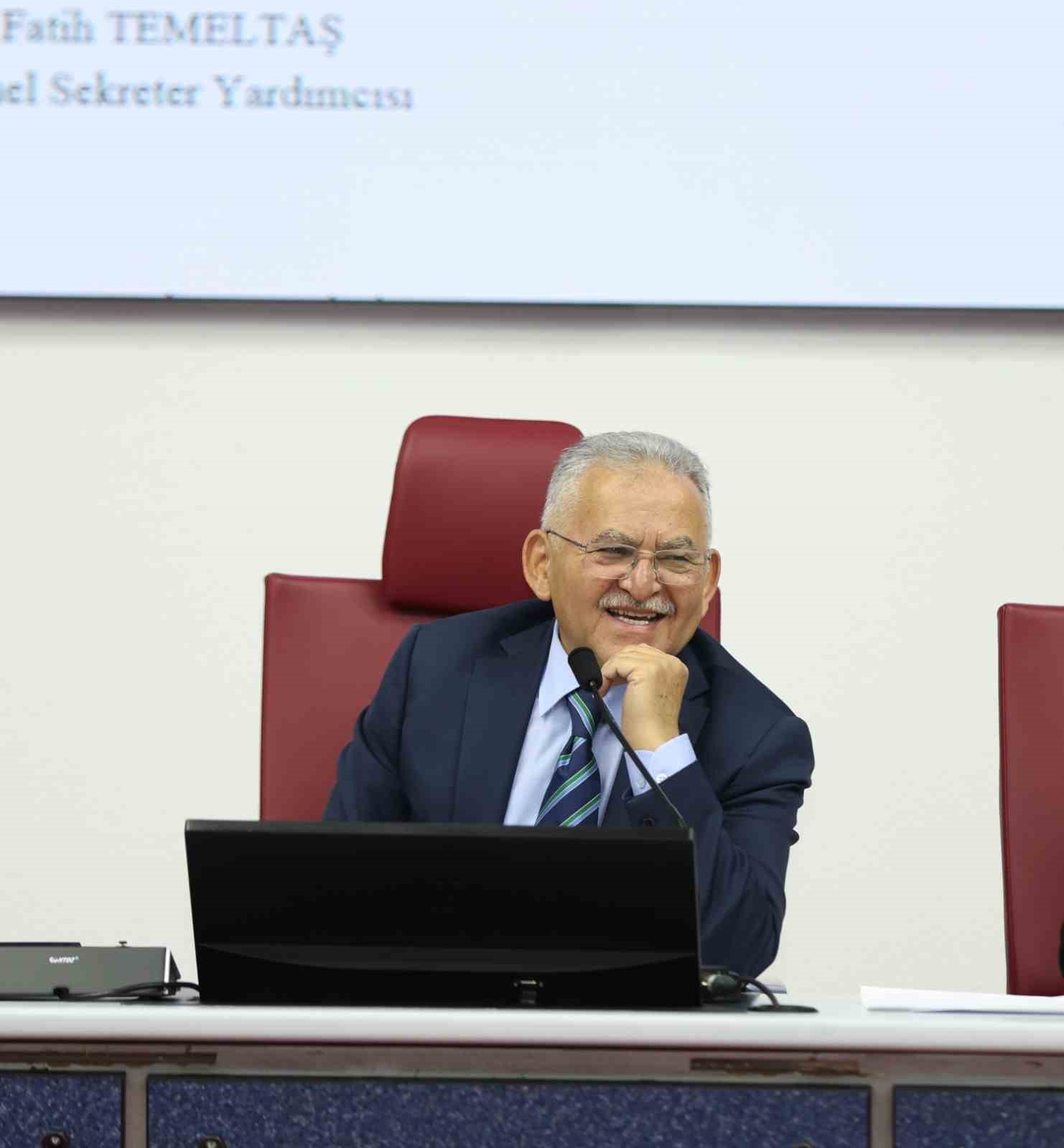 Başkan Büyükkılıç, aralık ayında medyada zirve grubunda
