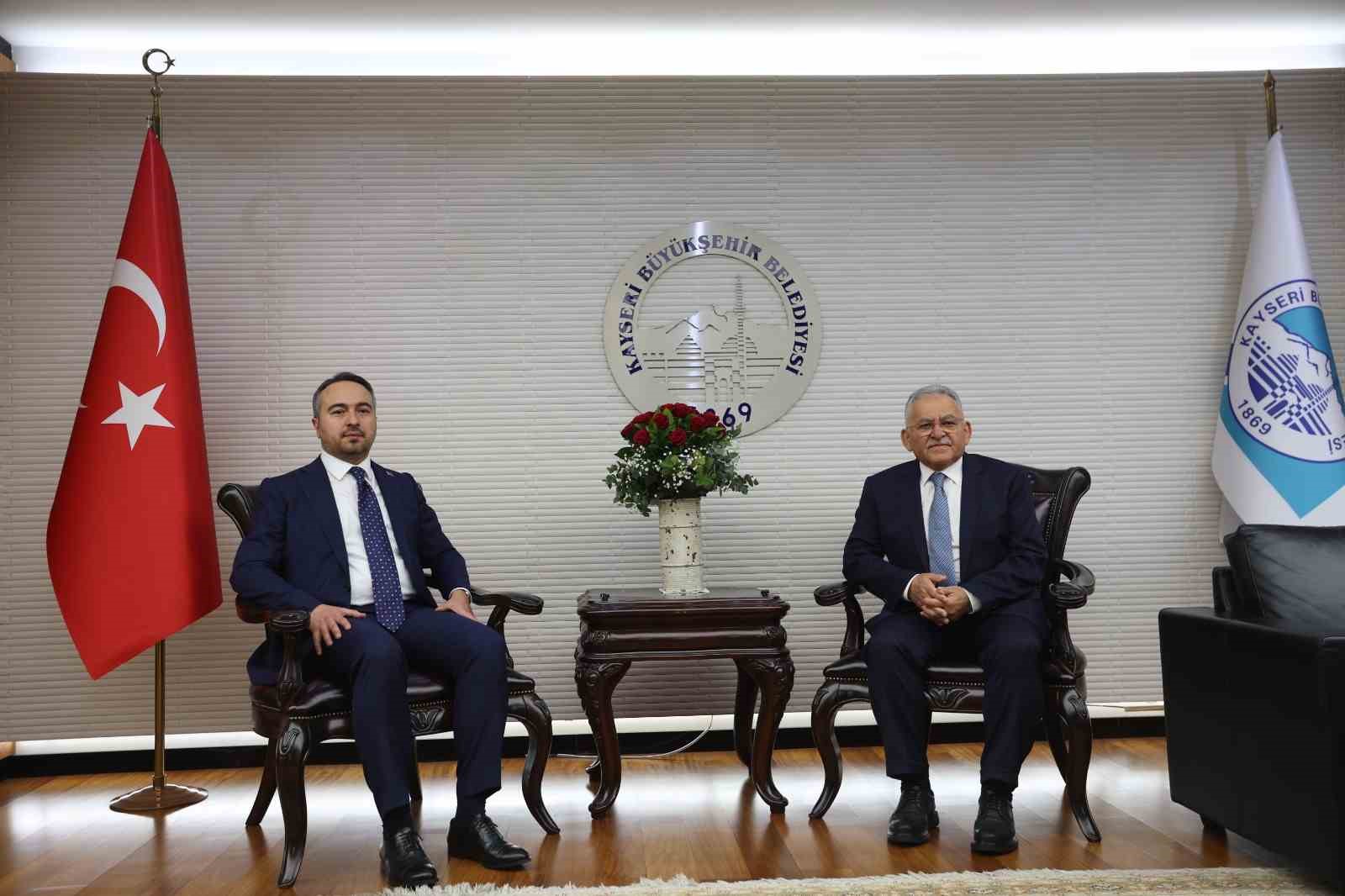 Başkan Büyükkılıç, Bakan Yardımcısı Demiralp’i ağırladı
