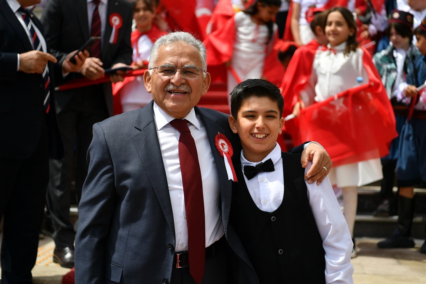 Başkan Büyükkılıç, çocukların bayram sevincine ortak oldu
