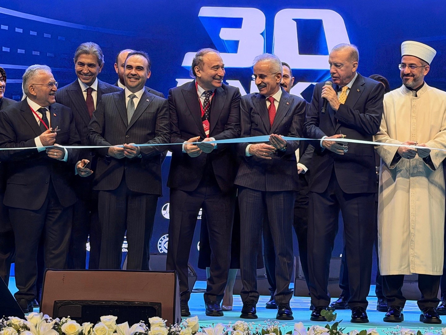 Başkan Büyükkılıç, Cumhurbaşkanı Erdoğan ile 30 Bin km Bölünmüş Yol Töreni’nde görüştü
