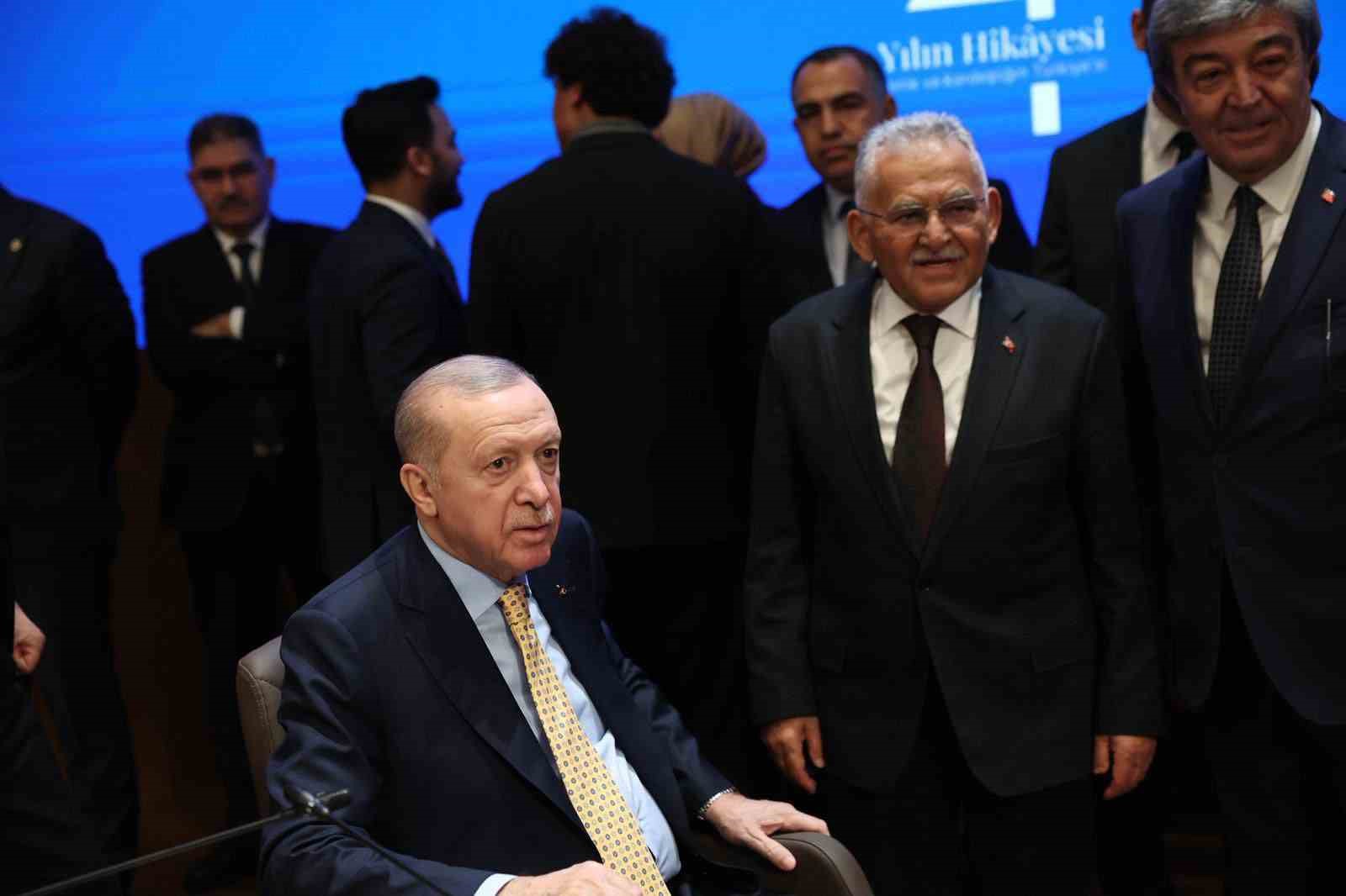 Başkan Büyükkılıç, Cumhurbaşkanı Erdoğan ile görüştü
Başkan Büyükkılıç, Cumhurbaşkanı Erdoğan ile görüştü