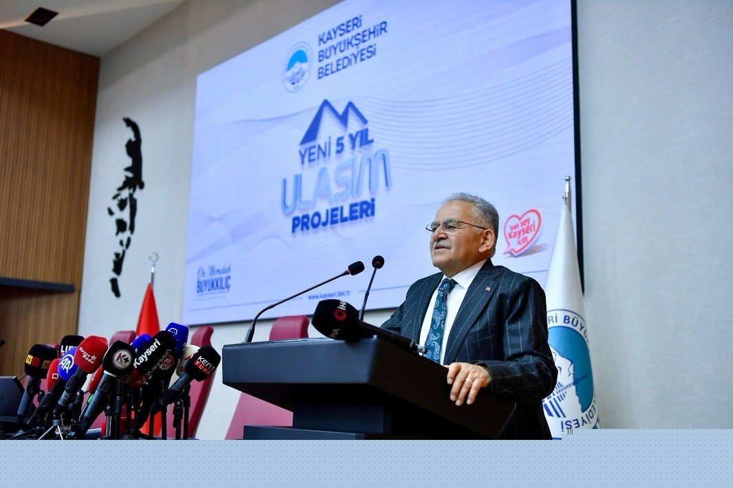 Başkan Büyükkılıç ile 3’te, Kayseri’nin hizmet vizyonu medya gündeminde
