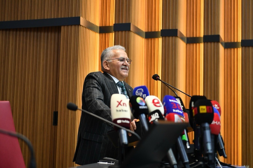 Başkan Büyükkılıç ile 3’te, Kayseri’nin hizmet vizyonu medya gündeminde
