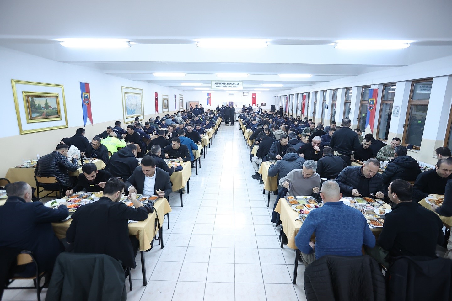 Başkan Büyükkılıç, kahraman jandarmalarla iftar sofrasında buluştu
