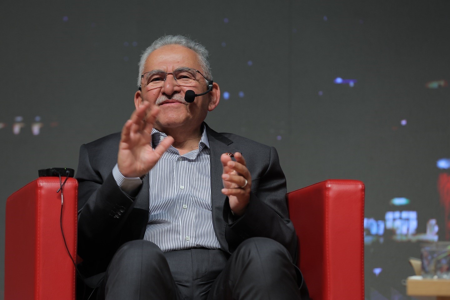 Başkan Büyükkılıç, Kayseri Üniversitesi’nde gençlerle buluştu
