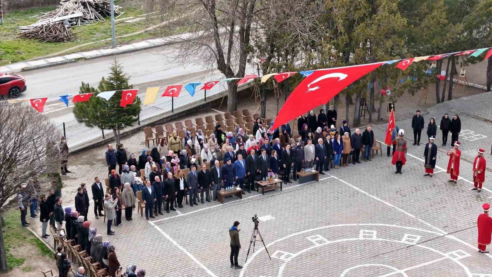 Başkan Büyükkılıç sözünü tuttu: Sarıoğlan’da nevruz coşkusu mehteranla taçlandı
