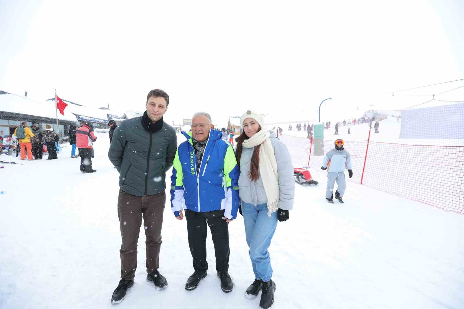 Başkan Büyükkılıç, Türkiye’nin kış turizminde amiral gemisi Erciyes’te
