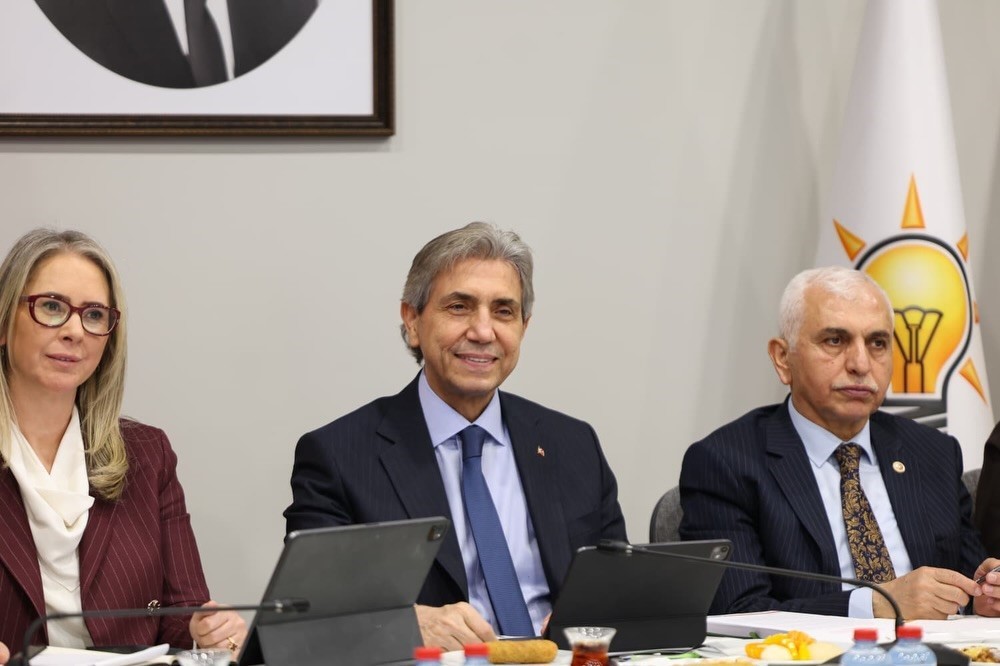 Başkan Büyükkılıç’tan Ankara çıkarması: Spor hedefleri ve yerel yönetim vizyonu masada
Başkan Büyükkılıç’tan Ankara çıkarması: Spor hedefleri ve yerel yönetim vizyonu masada