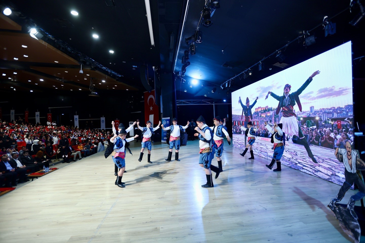 Başkan Büyükkılıç’tan ‘Çanakkale ruhu’ vurgusu: Birlik ve dayanışma mesajı
