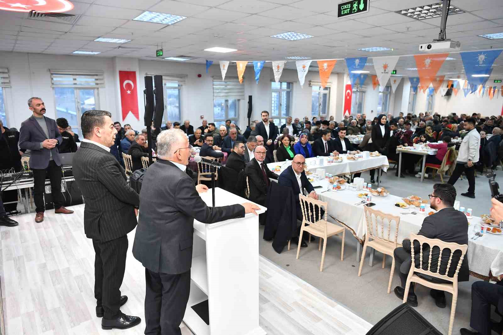 Başkan Büyükkılıç’tan Tomarza ve Bünyan’da Ramazan-ı Şerif buluşması
