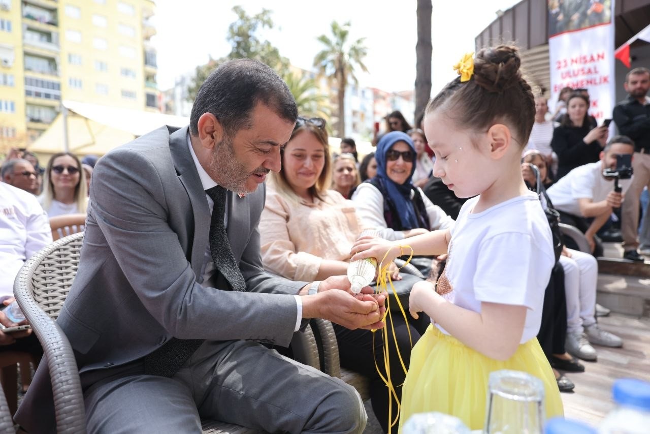 Başkan Çavuşoğlu: "Şehrin kaynaklarını çocuklarımız için seferber ediyoruz"
