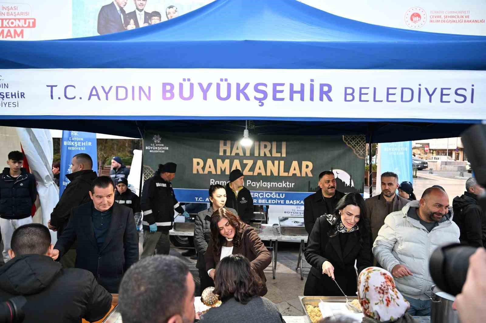 Başkan Çerçioğlu, iftar sofrasında vatandaşlarla buluştu
