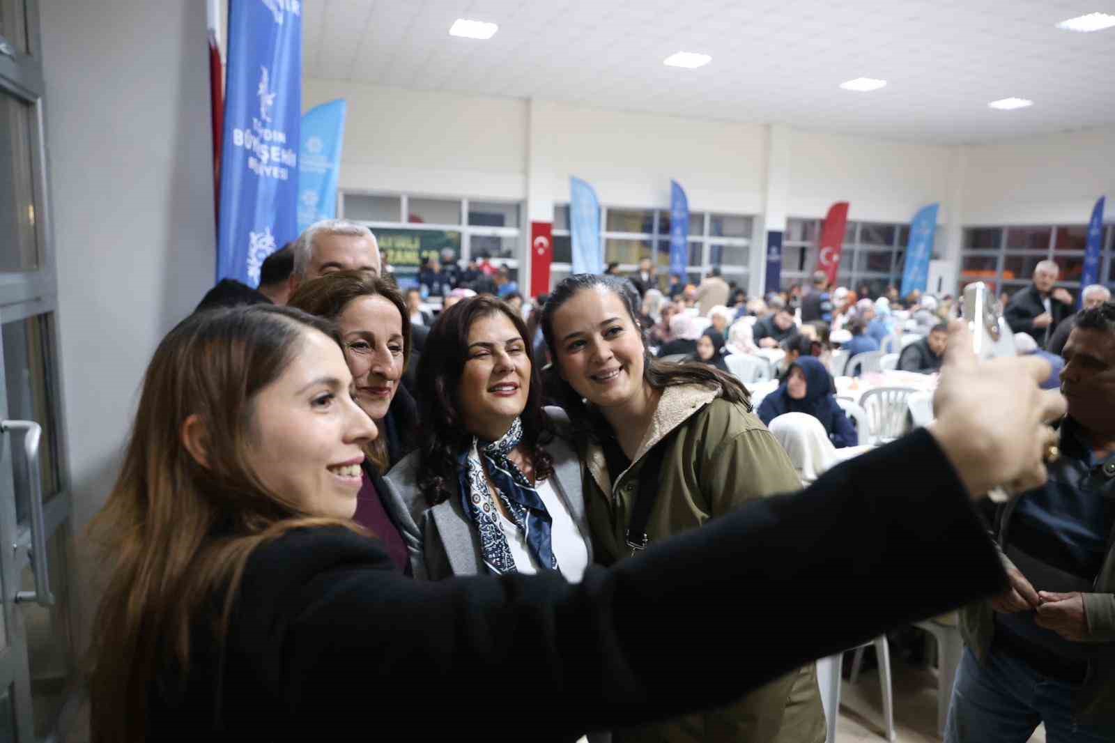 Başkan Çerçioğlu Koçarlı’da iftar sofrasında vatandaşlarla bir araya geldi
