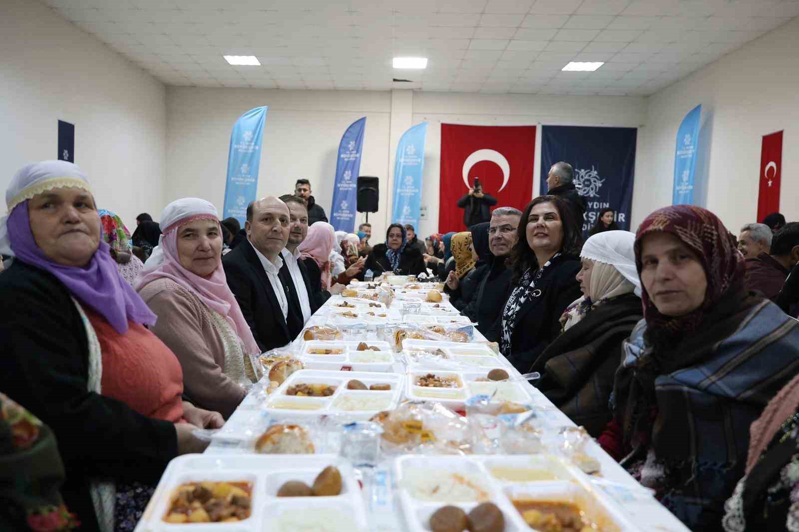Başkan Çerçioğlu Köşk’te vatandaşlarla iftar sofrasında bir araya geldi
