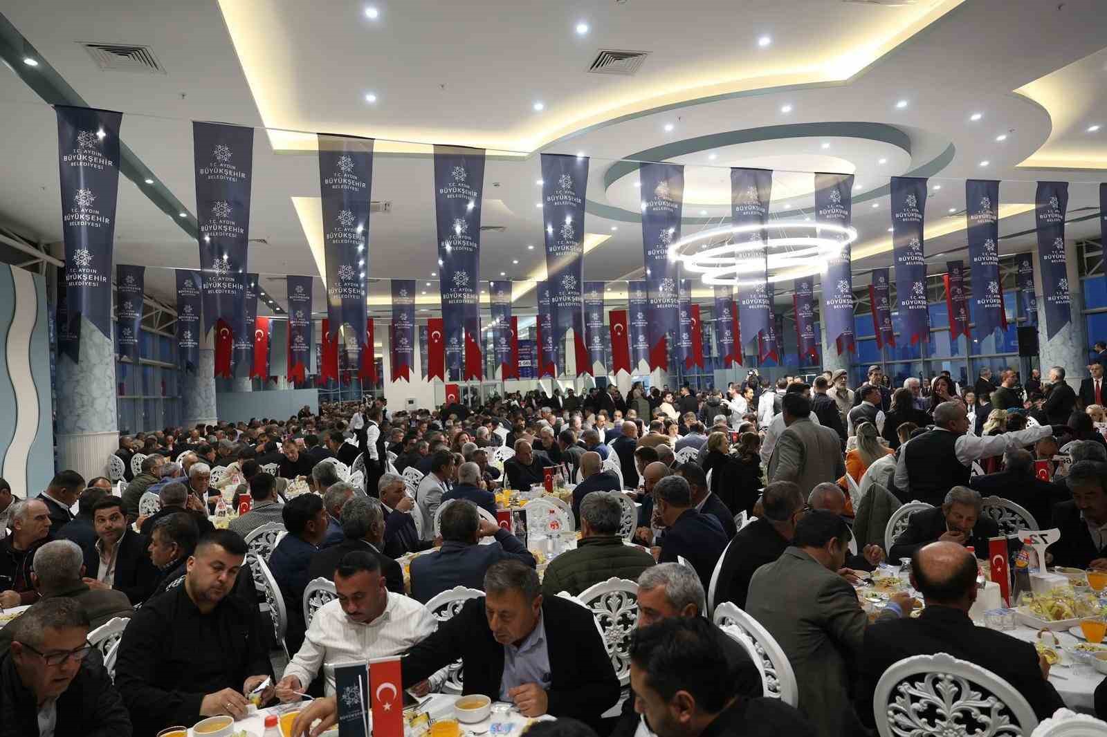 Başkan Çerçioğlu muhtarlara seslendi: "Söz veriyorum daha fazla çalışacağız"
