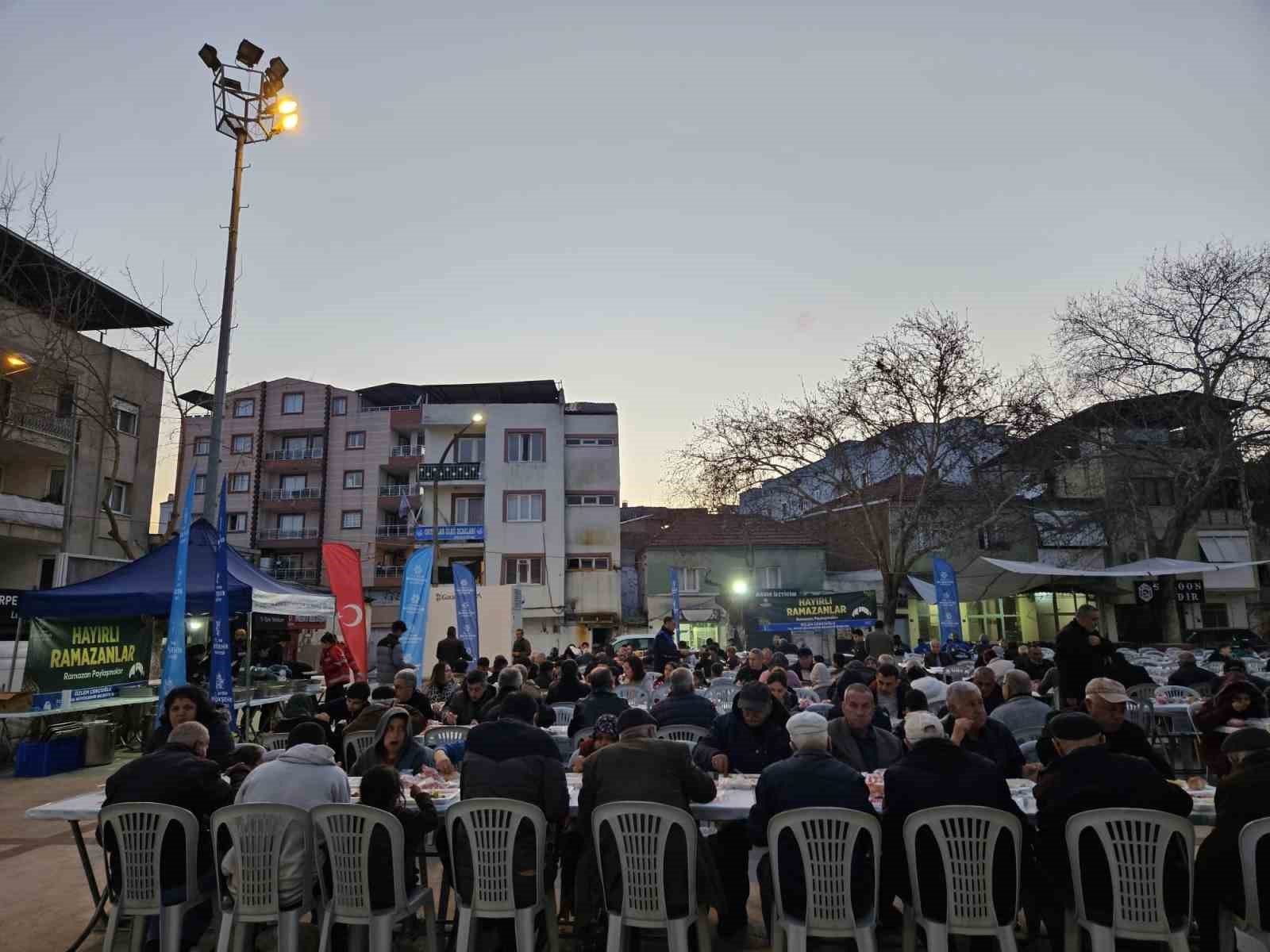 Başkan Çerçioğlu Ramazan ayının bereketini Aydın’ın dört bir yanına taşımayı sürdürüyor
