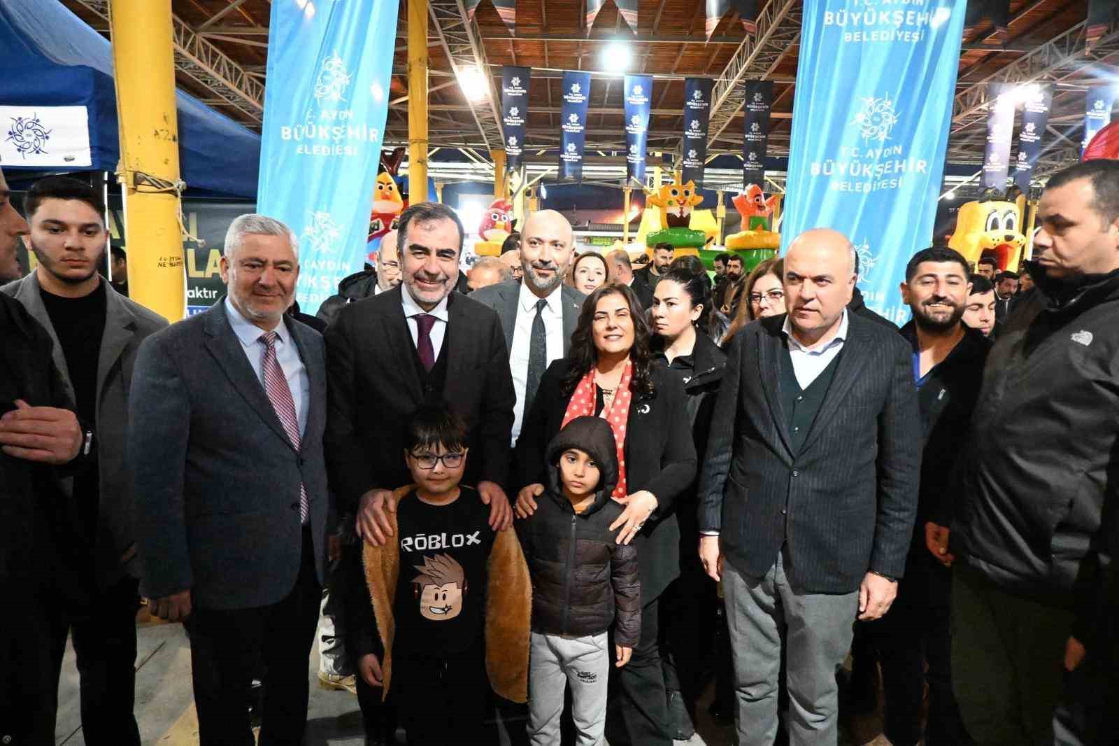 Başkan Çerçioğlu Söke’de kurulan iftar sofrasında vatandaşlarla buluştu
