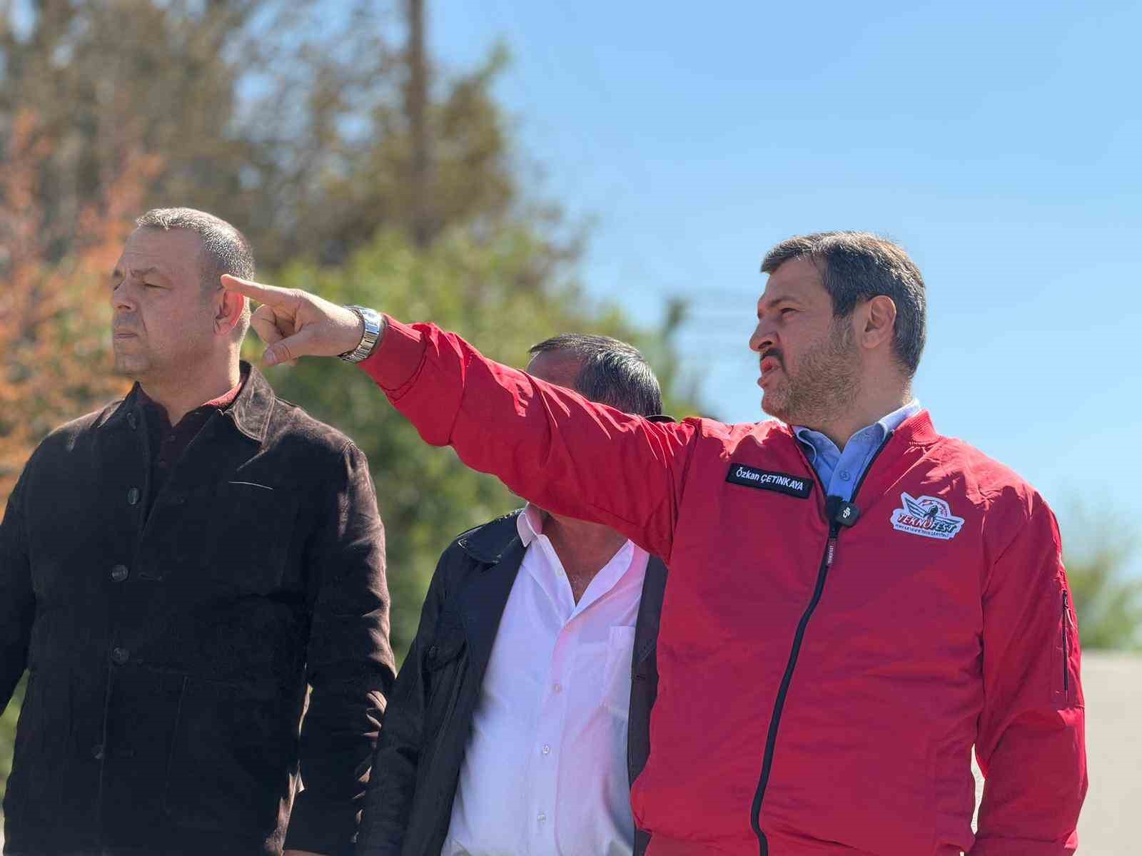 Başkan Çetinkaya’nın park gezisinde gördüğü manzara sonrası ilginç tepkisi
