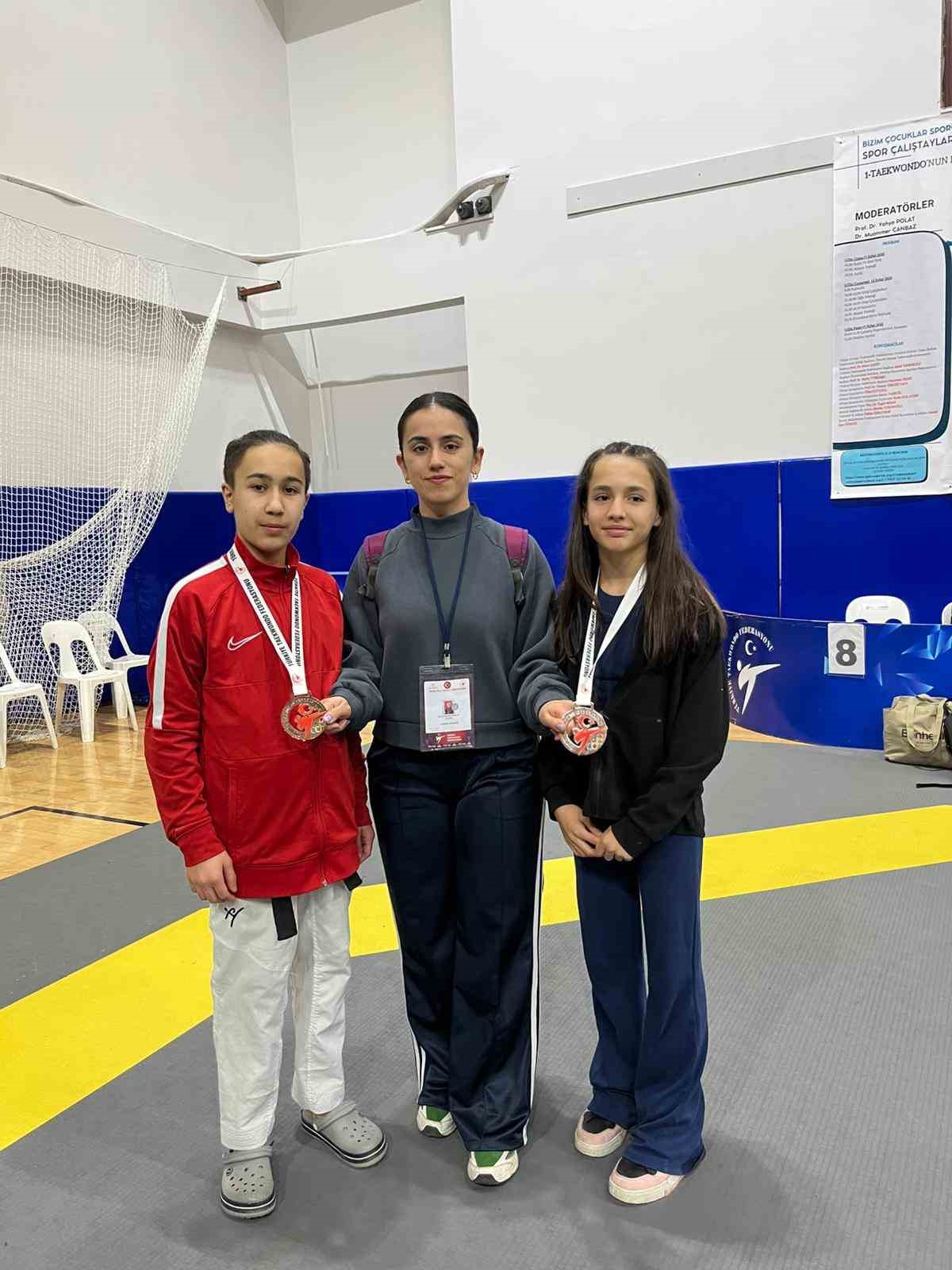 Başkan Çolakbayrakdar: "Altyapıdan yetişen evlatlarımızla sporda zirveye yürüyoruz"
