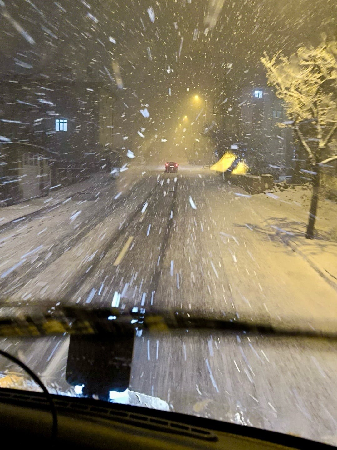 Başkan Çolakbayrakdar: "Gece gündüz demeden merkez ve kırsalda kar temizliği devam ediyor"
