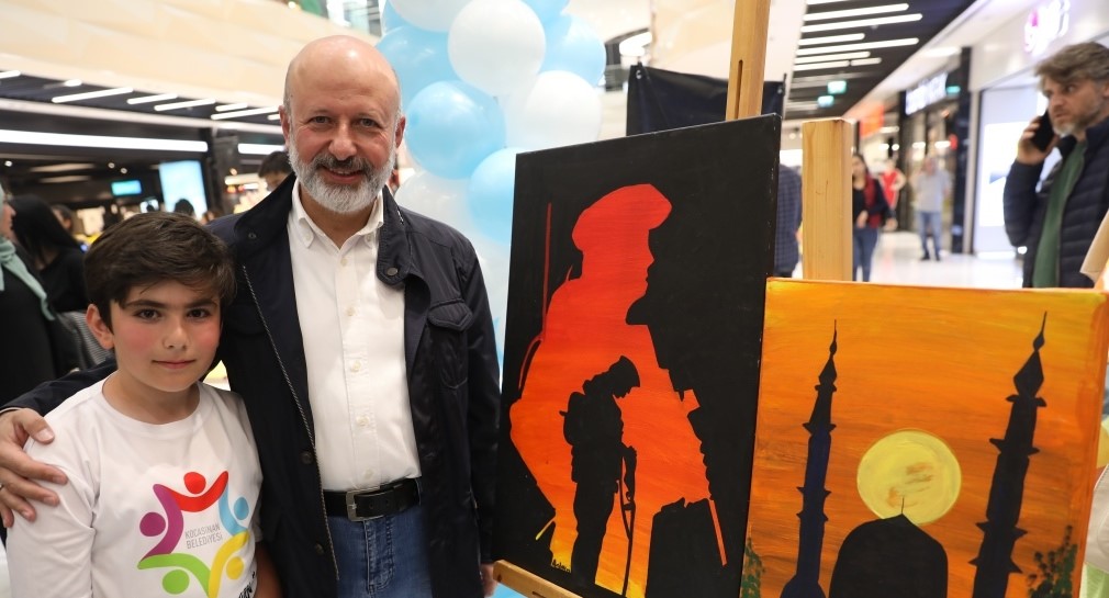 Başkan Çolakbayrakdar; "Her alanda gençlerimizin ve evlatlarımızın yanındayız"
