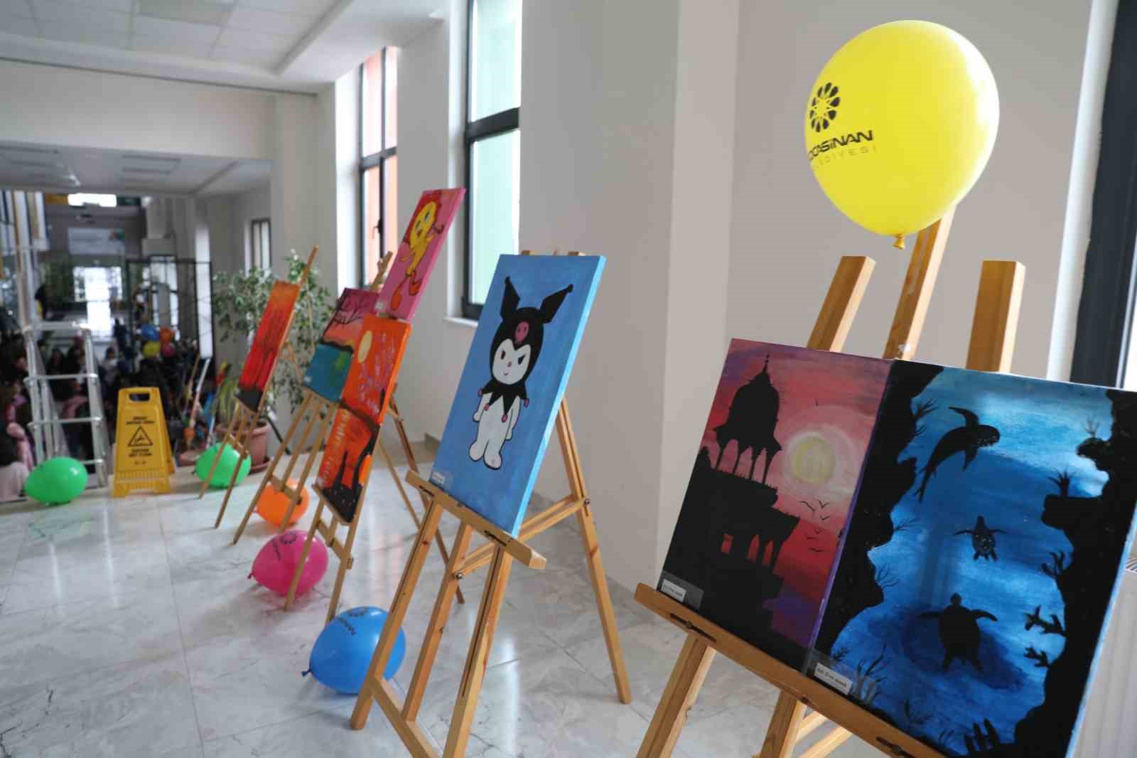 Başkan Çolakbayrakdar; "Her alanda gençlerimizin ve evlatlarımızın yanındayız"
