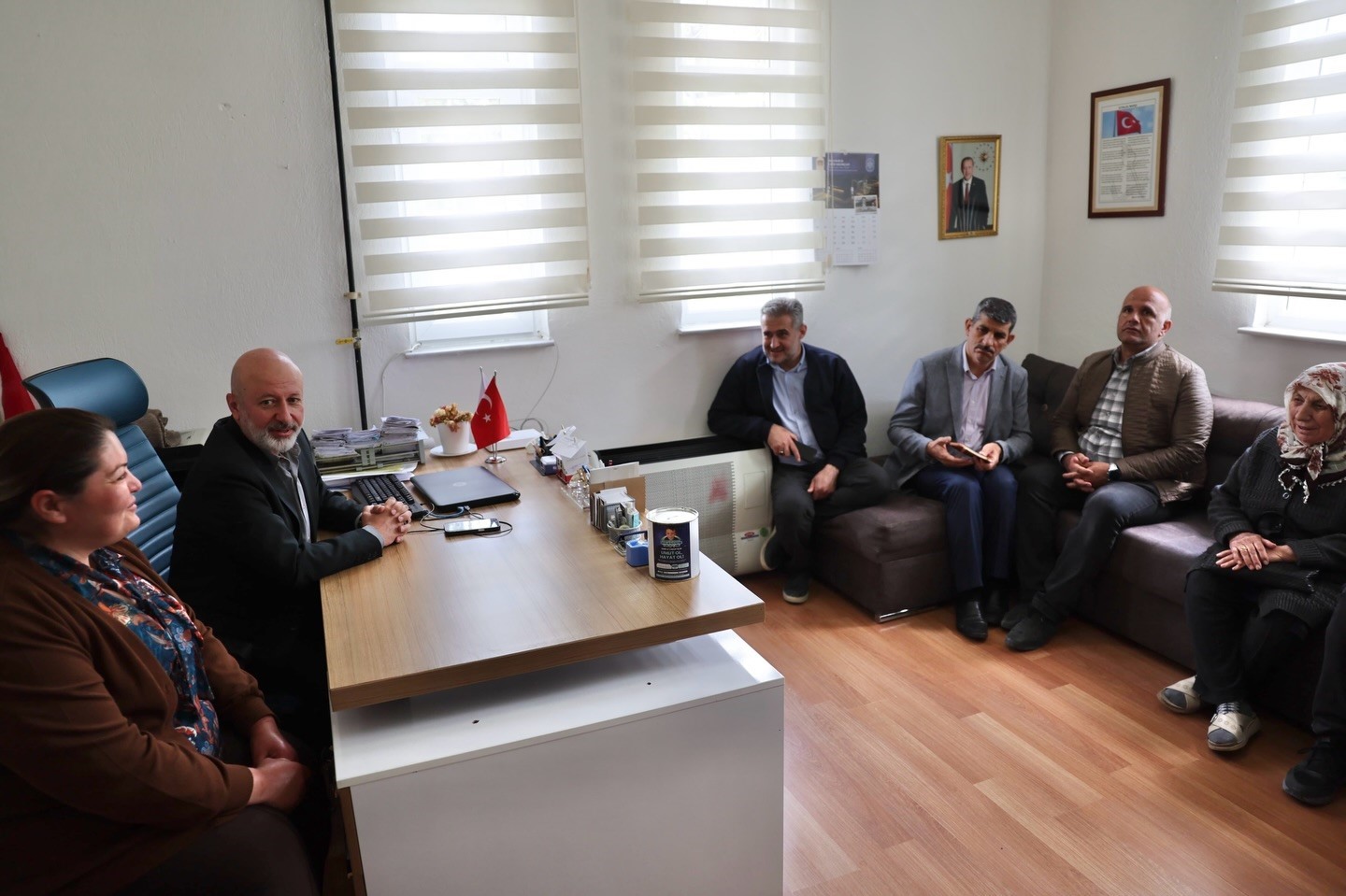 Başkan Çolakbayrakdar: "Her hafta mahallelerimizdeyiz, sorunlara yerinde çözüm üretiyoruz"
