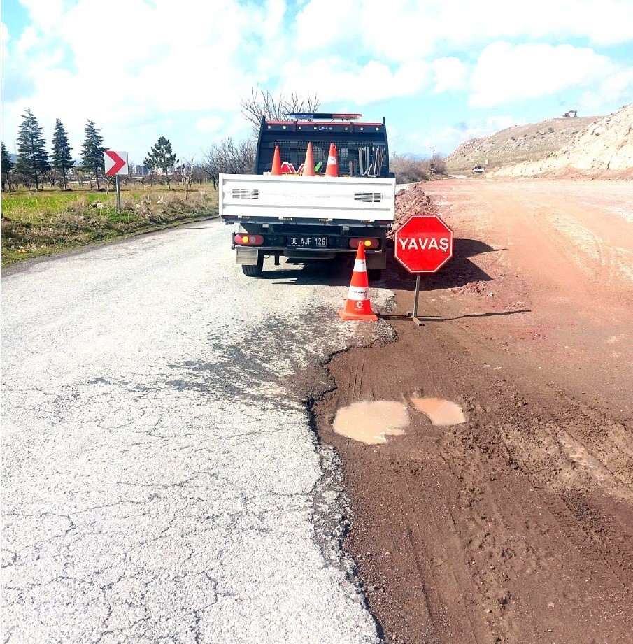 Başkan Çolakbayrakdar: "Her sokağa konfor, her mahalleye değişim getiriyoruz"
