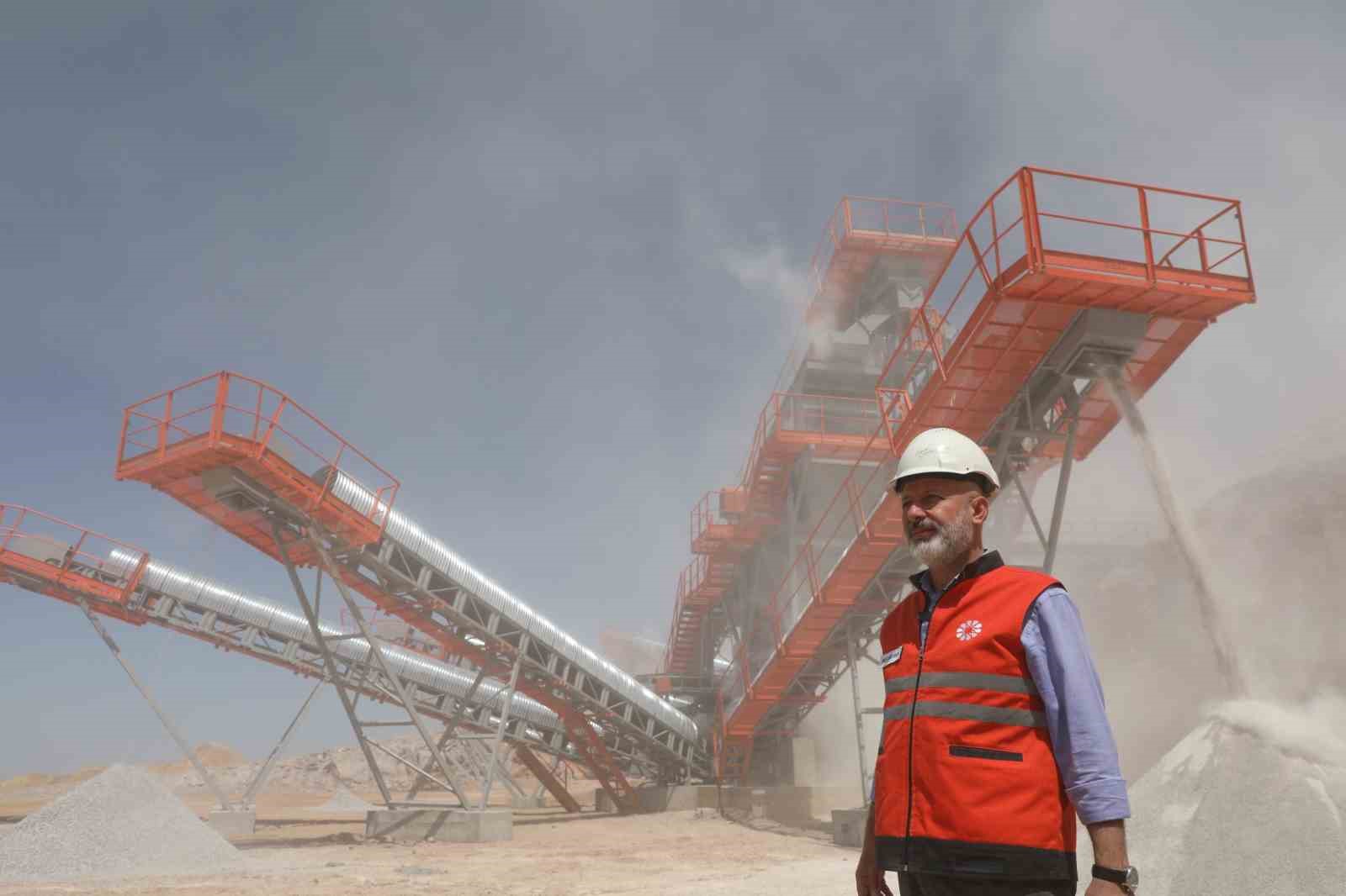 Başkan Çolakbayrakdar: "Kayseri’de tek, Türkiye’de sayılı agrega tesisimizle yeni rekora hazırlanıyoruz"
