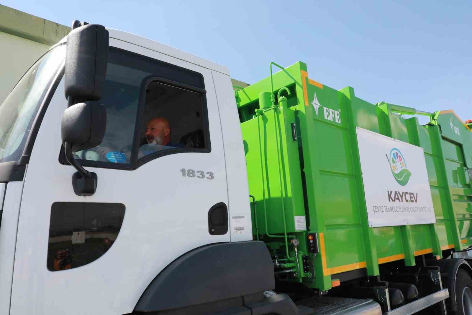 Başkan Çolakbayrakdar: "Türkiye’de ilk olan sistemle geri dönüşümde de öncüyüz"
