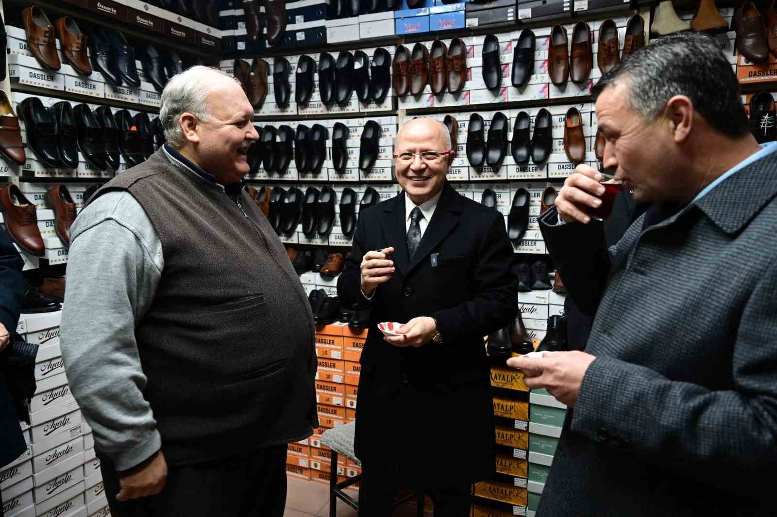 Başkan Davut Gürkan: "İyi ki AK Parti var, iyi ki Cumhurbaşkanımız Recep Tayyip Erdoğan var"
Başkan Davut Gürkan: "İyi ki AK Parti var, iyi ki Cumhurbaşkanımız Recep Tayyip Erdoğan var"