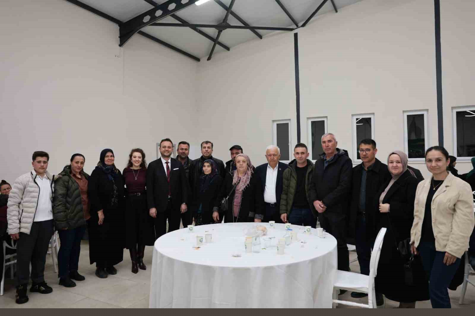 Başkan Dere, Çivrilli muhtarlarla iftar sofrasında buluştu
