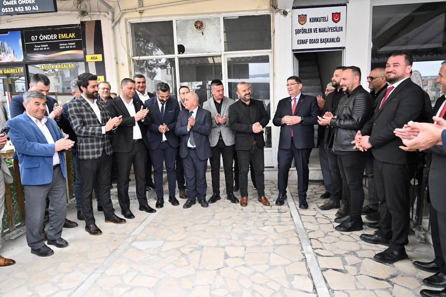 Başkan Dere, oda ziyaretlerine Korkuteli ve Elmalı’da devam etti
