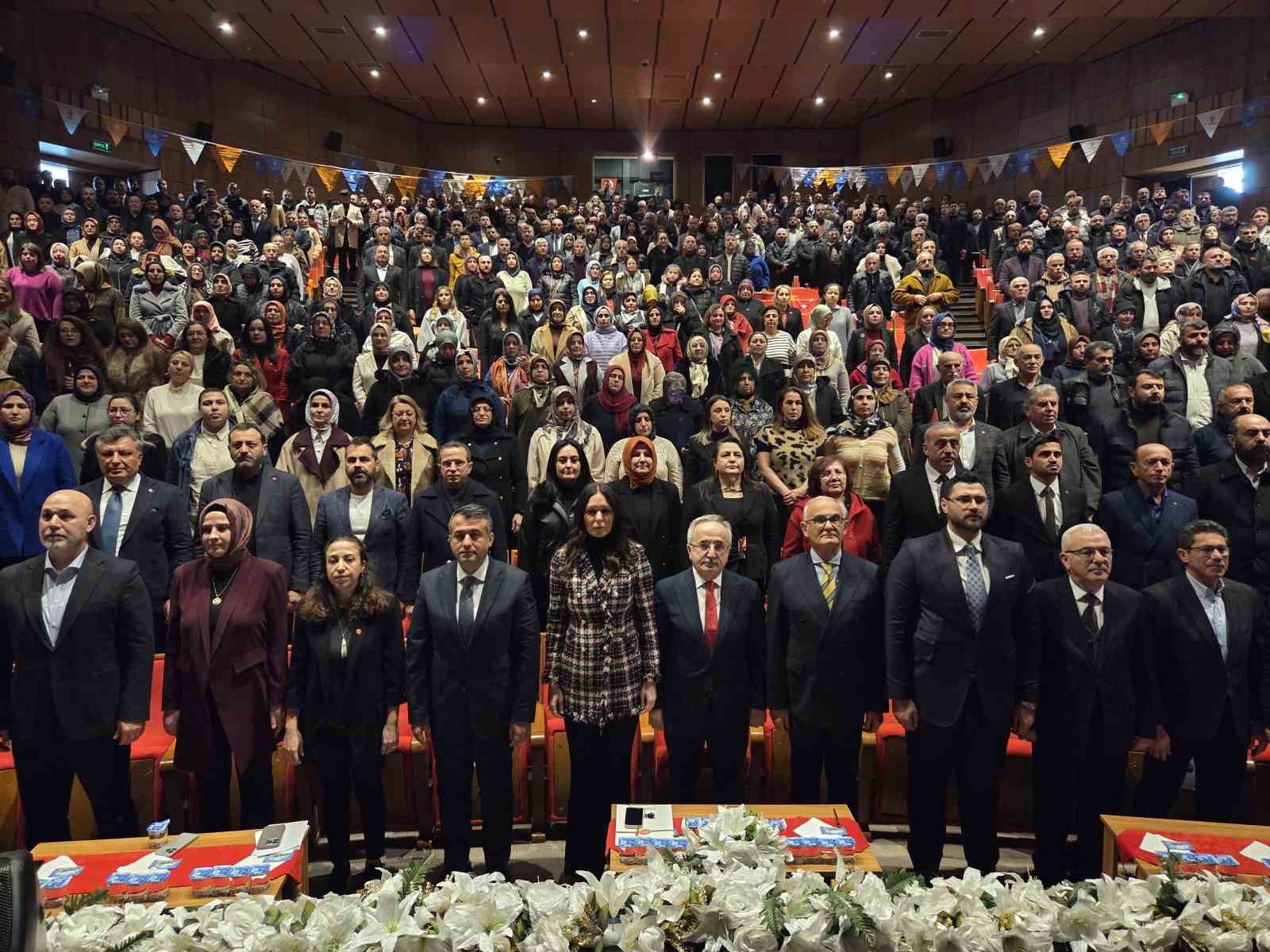 Başkan Doğan: "Gülsan’da yüzde 80 anlaşma oranına geldik"
Başkan Doğan: "Gülsan’da yüzde 80 anlaşma oranına geldik"