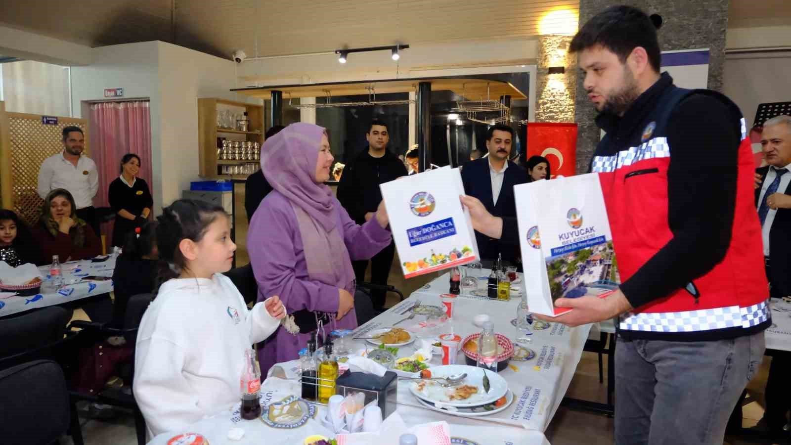 Başkan Doğanca, öksüz ve yetimlerle iftarda buluştu
