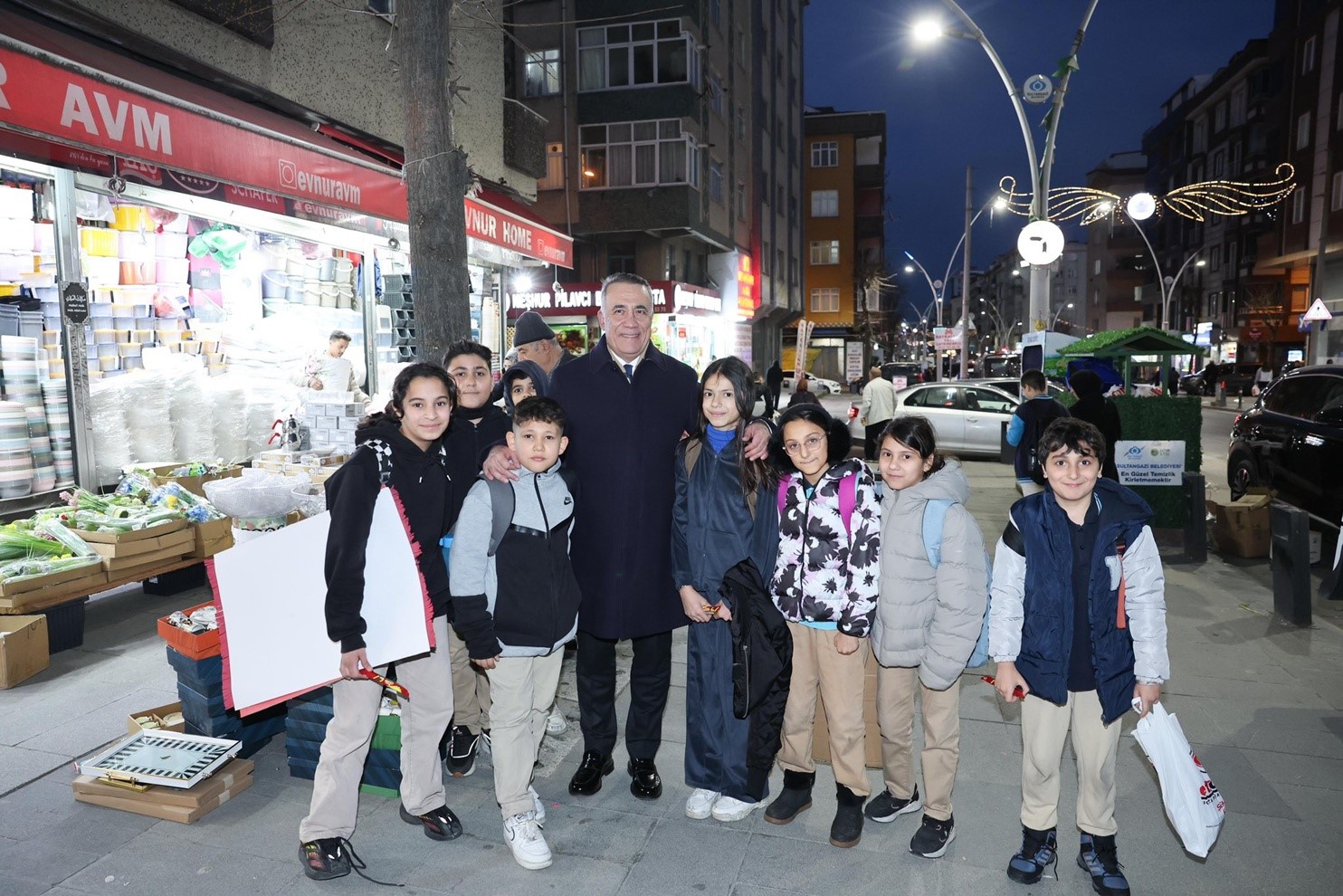 Başkan Dursun: "Gönüllere dokunmak önceliğimiz"
